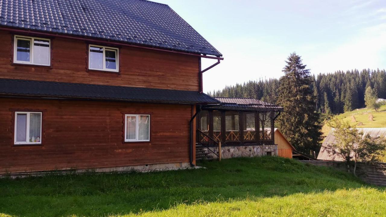 Гостьовий Дім "У Ані" Yablunytsya Eksteriør billede